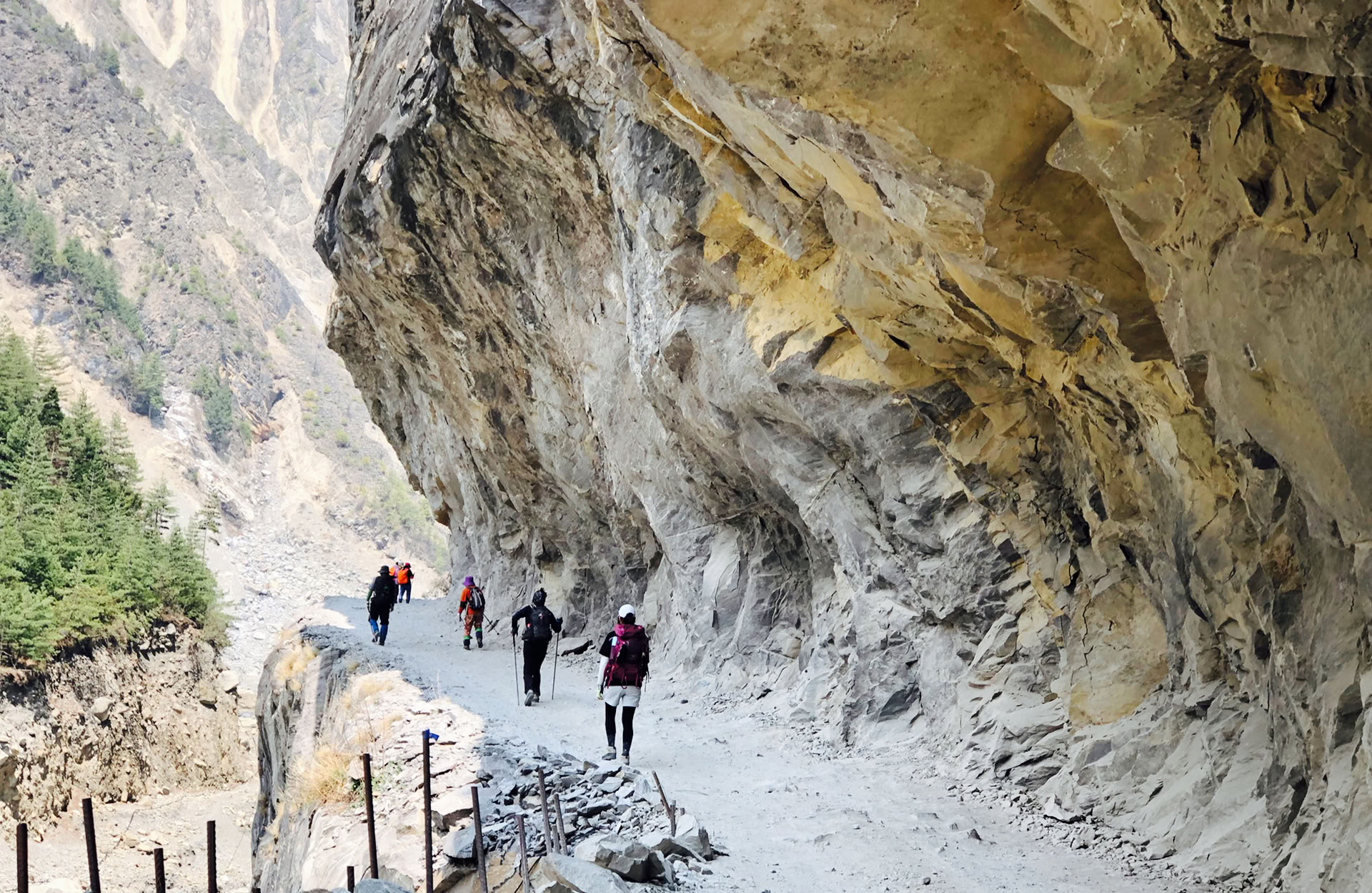 Yoga-trek over de Annapurna Circuit met Tilicho-meer