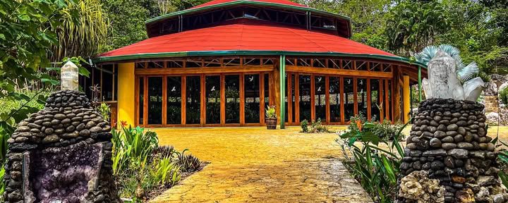 PachaMama Eco-Dorp & Retraitecentrum