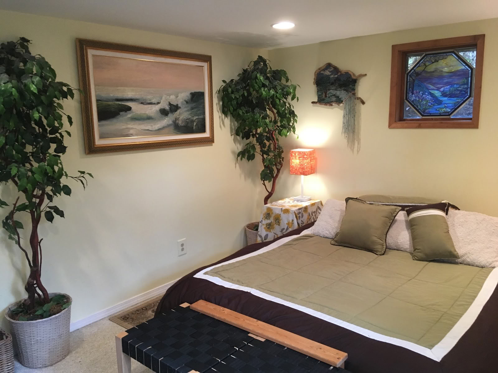 Cottage Lake Bed and Breakfast