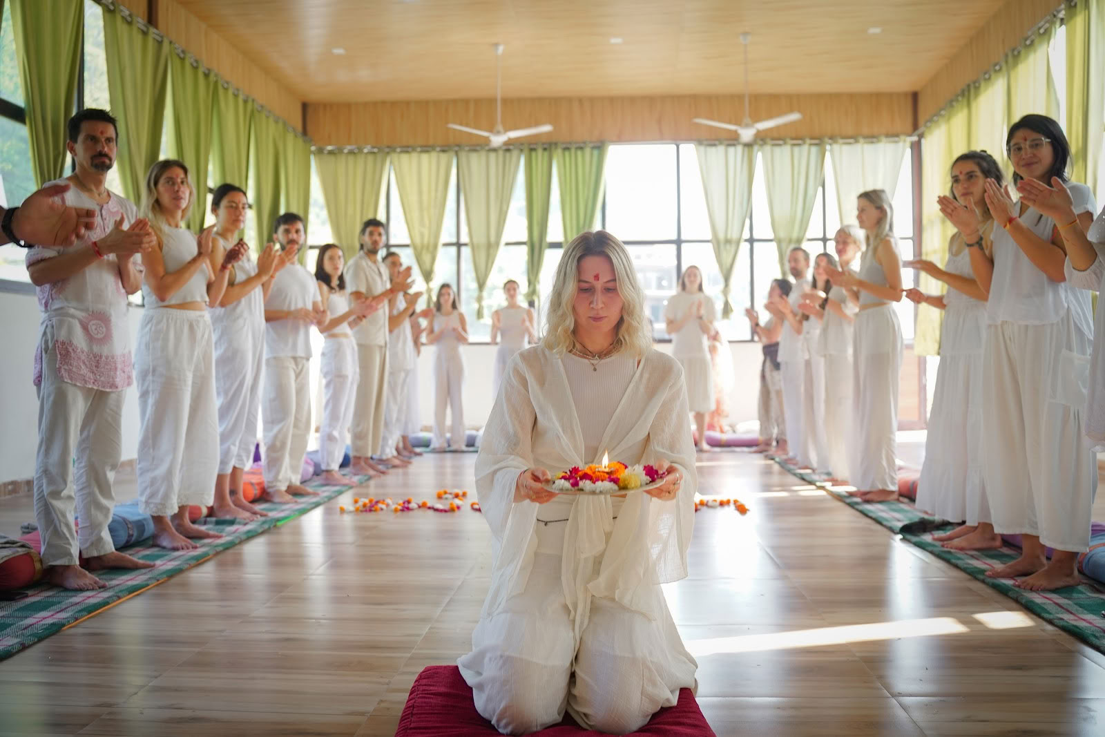 De zonnige yogalerarenopleiding in Rishikesh - Sun YTTC Rishikesh