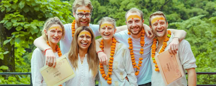 Mind Flow Harmonie - Beste yogalerarenopleiding in Rishikesh