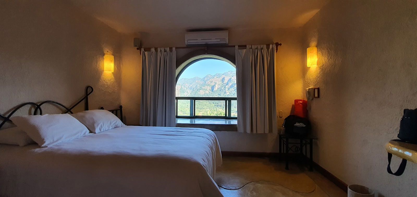 Hostal De La Luz