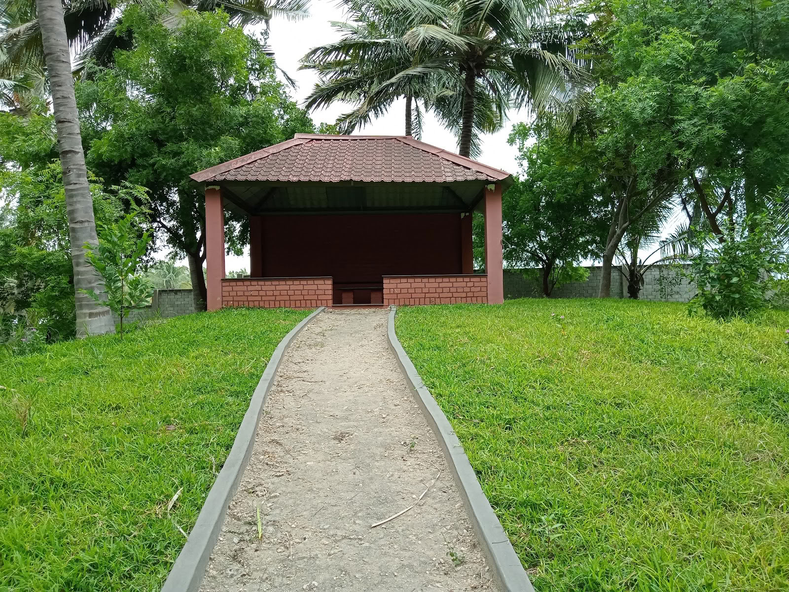 Shri Sivalaya Holistisch Natuurgeneeskundig Ziekenhuis
