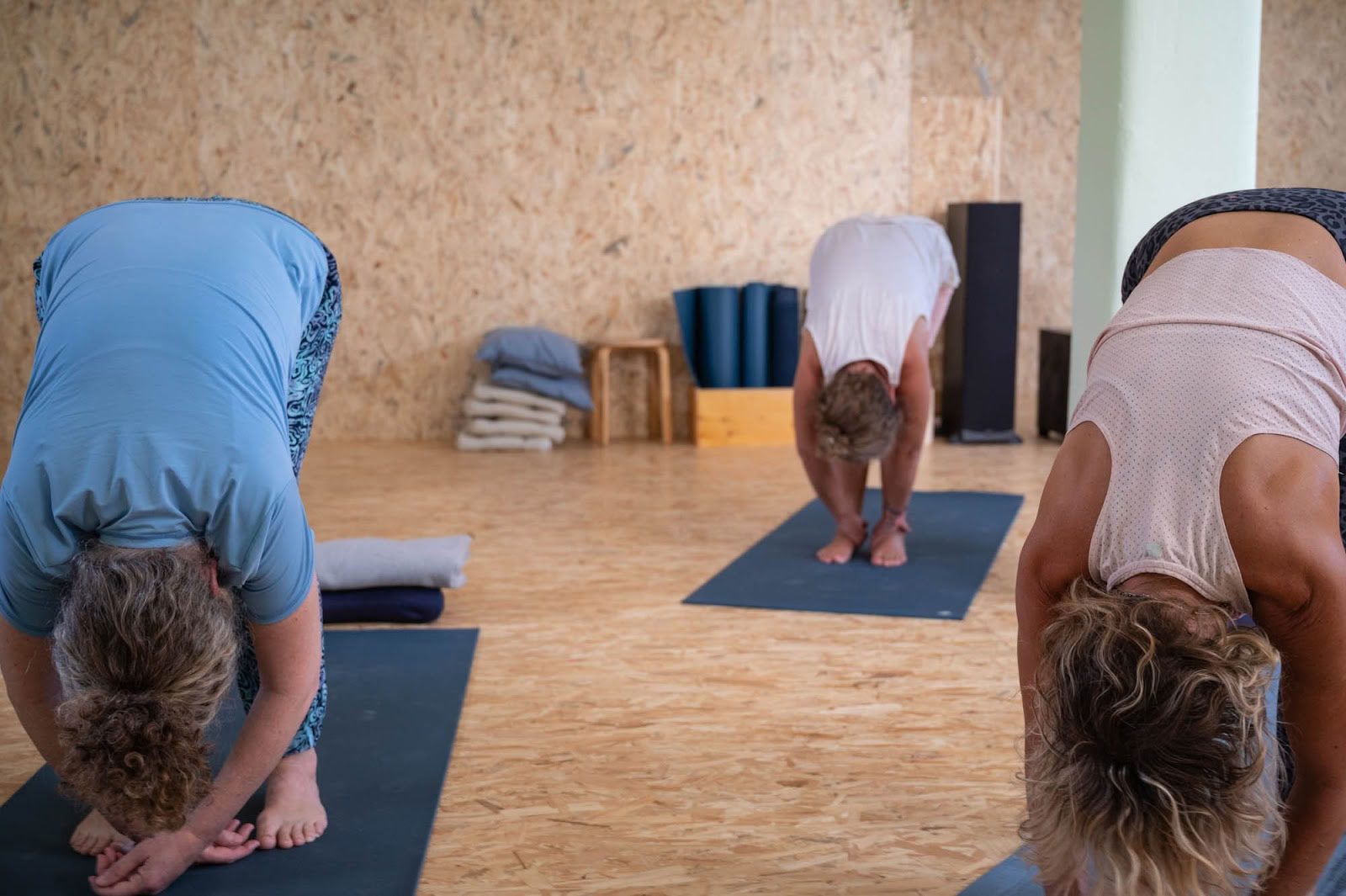 Holon Yoga