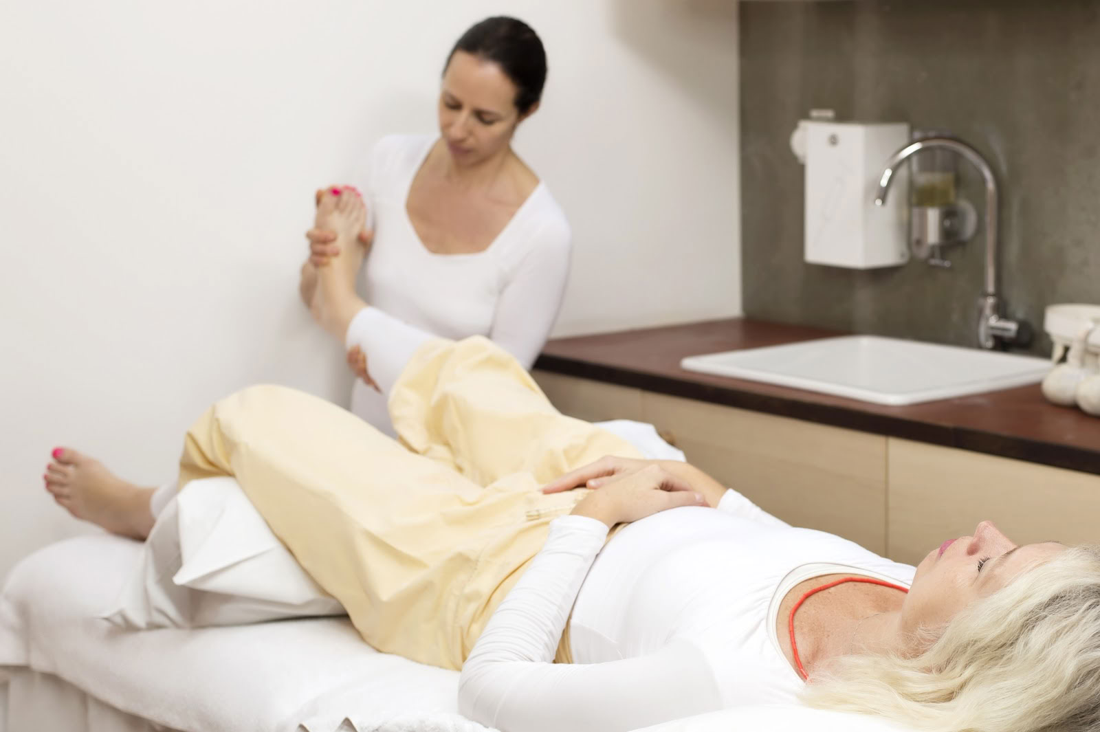 Eve Khambatta Therapieën & Yoga