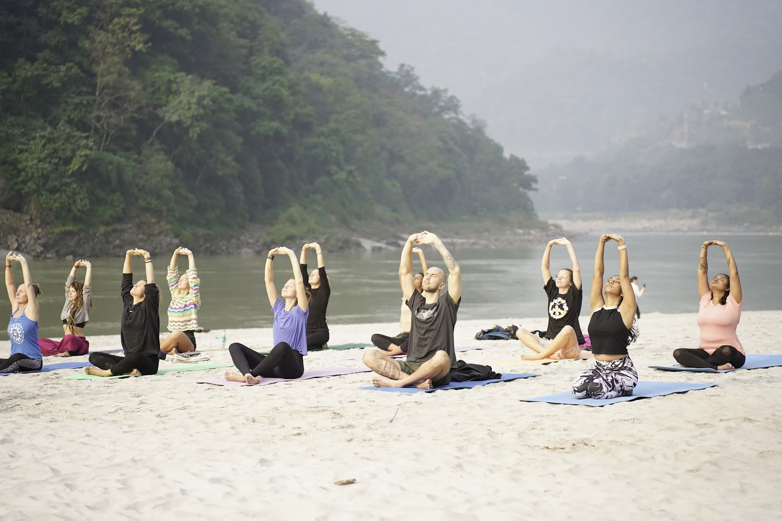 Kaivalyam Yoga School - Yogadocentenopleiding in Rishikesh