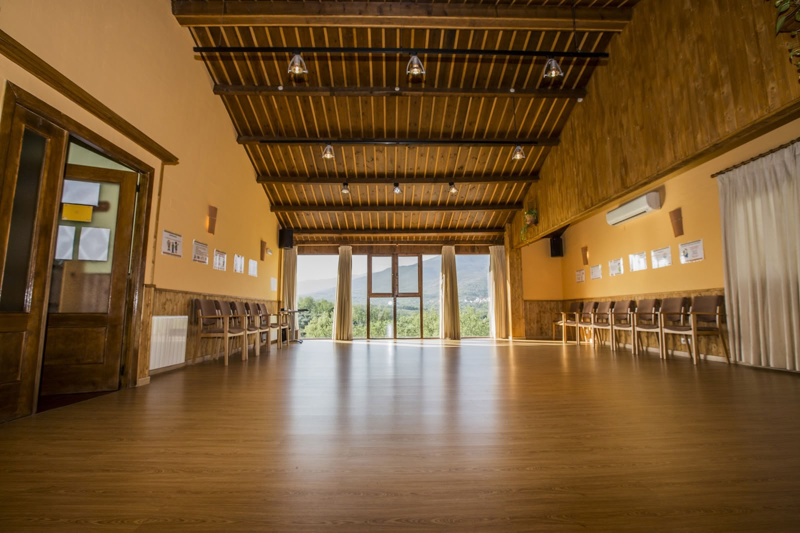 Matrika Yogaschool & Ashram