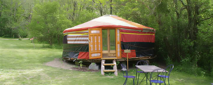 De yurt van de camping
