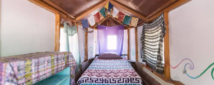 Privé hut/kamer met eenpersoonsbed