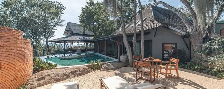 Rots Top Poolvilla (1 of 2 slaapkamers)