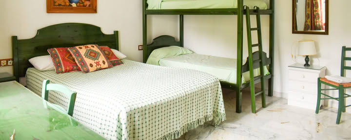 Tweepersoonskamer met eigen badkamer