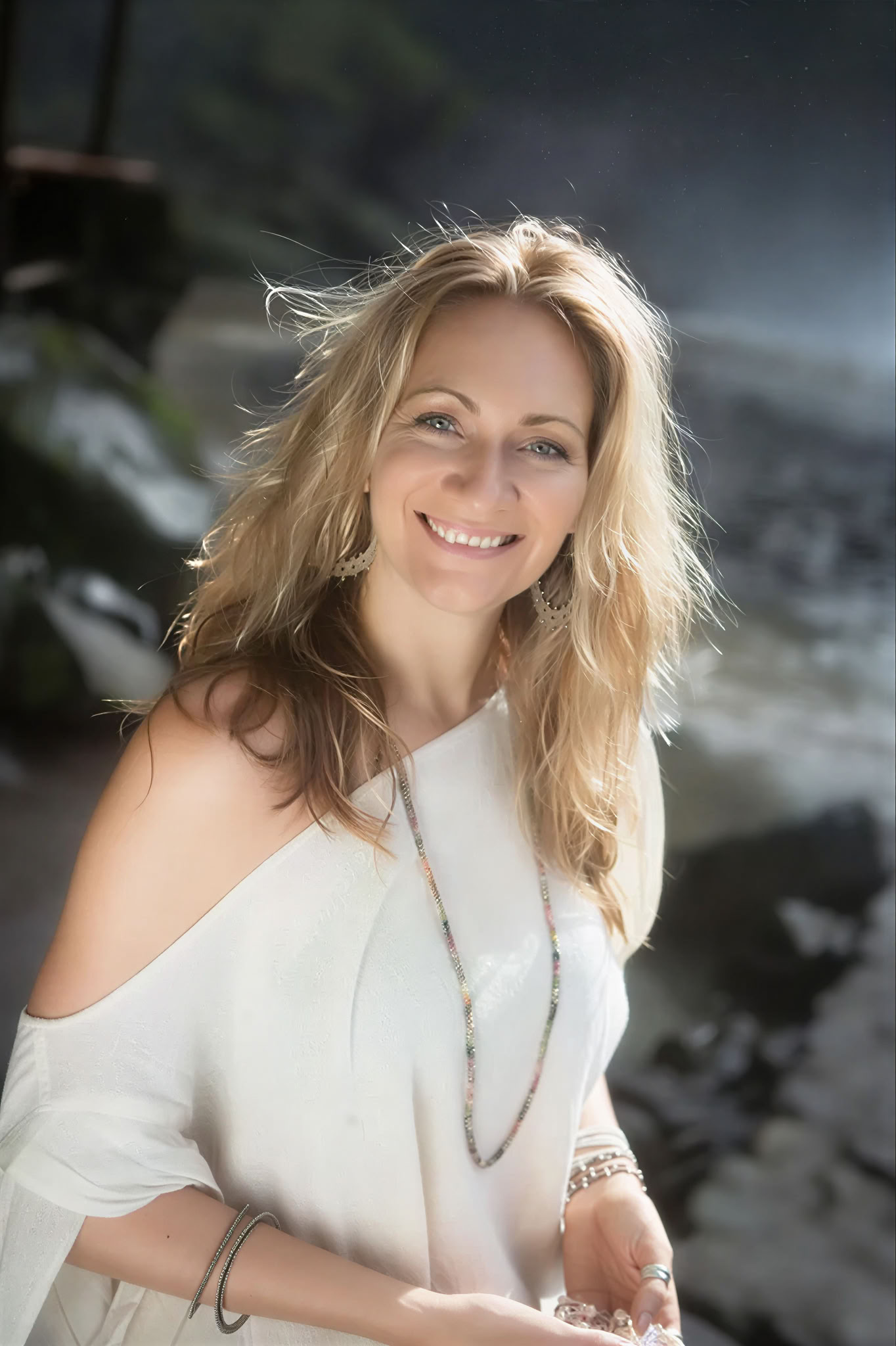 Simone MacKay